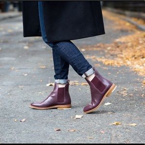 Everlane Women Size 9.5 The Modern Chelsea Boot Burgundy Italian Leather